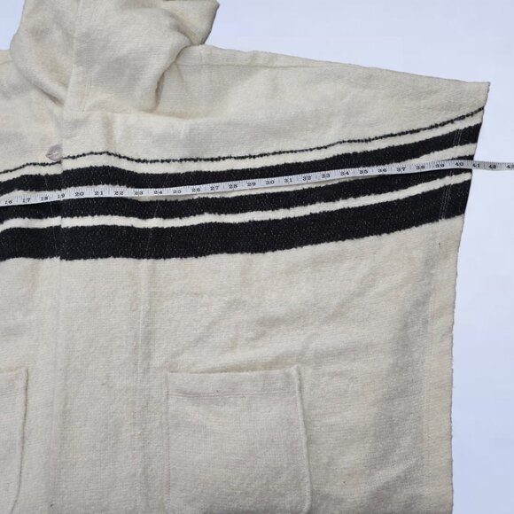 Aritzia Golden By TNA Wool Blend Hooded Cape Poncho - Size Small/Medium - Picture 8 of 9